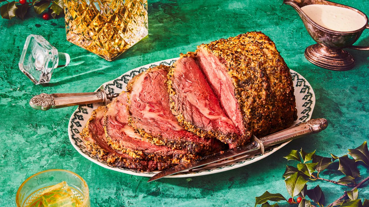 Diabetic-Friendly Mustard-Crusted Boneless Prime Rib Roast with Cream Sauce