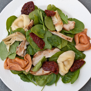Diabetic-Friendly Tortellini, Chicken and Spinach Salad with Tomato-Balsamic Vinaigrette Recipe