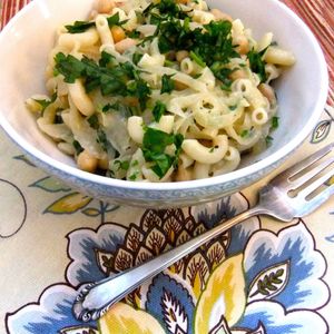 Diabetic-Friendly Mediterranean mac and cheese